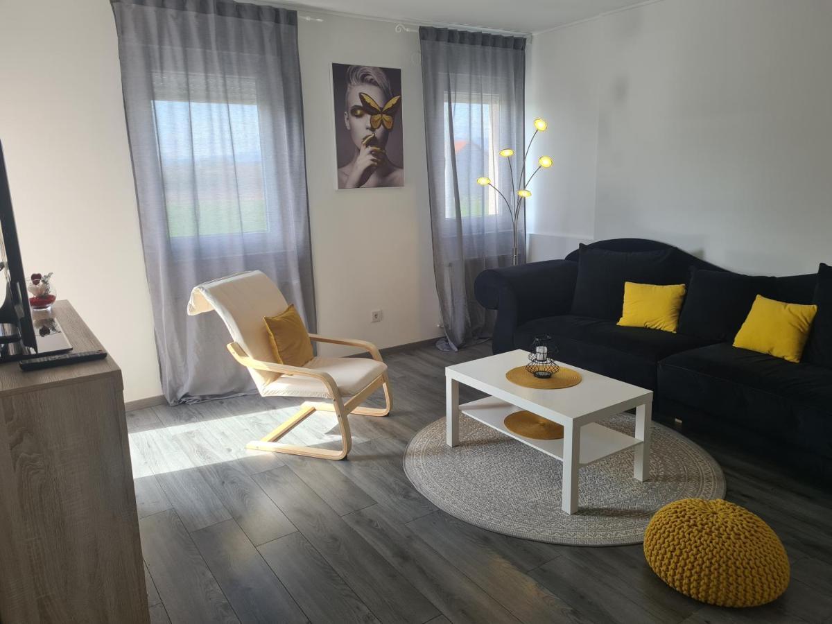 Apartman Lea Kraljevec Sesvetski Exterior photo